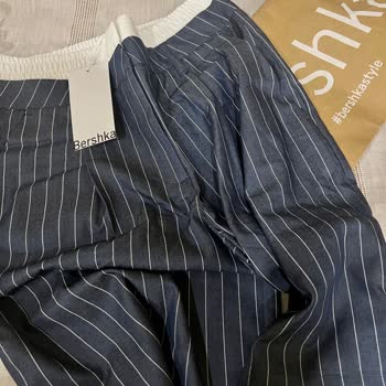 Bershka Yanlış Ürün Sorunu (Cüzdan Yerine Kapri Geldi:)