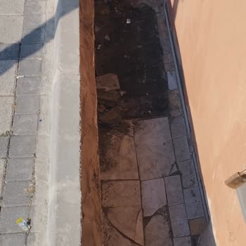 Esenler Belediyesi Kırık Kanalizasyon Kapağı