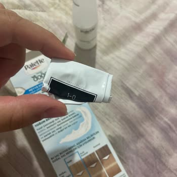 Palette Saç Boyasının Kutusu Ve İçeriği Aynı Değil