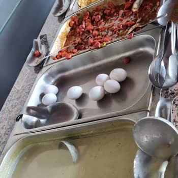 Afytos Akçay Tatil Köyü Hizmet Kötü Yemekler Yetersiz Otel Çok Eski