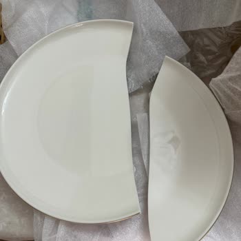 English Home Kırık Gelen Ürününün Tedariğini Sağlamıyor