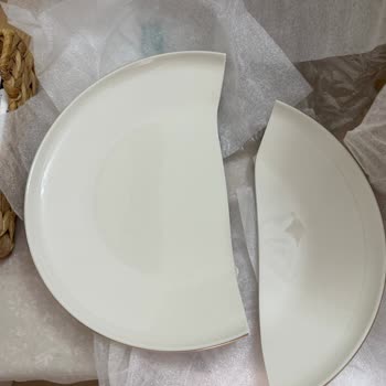 English Home Kırık Gelen Ürününün Tedariğini Sağlamıyor