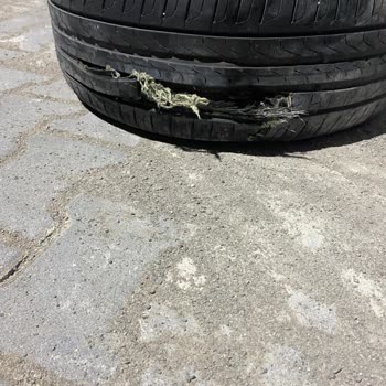 Pirelli Cinturato P7 Ve Run Flat Lastik Parçalanma Faciası