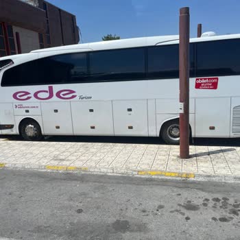 Öz Elbistan Seyahat Hayrına Götürüyorlar Sanki...