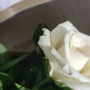 Çiçek Sepeti Solmuş Çiçek Gönderip İlgilenmiyor