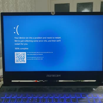 Online Eğitimi Sürecimde Monster Mağduriyetim