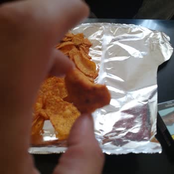 Patos Bilinmeyen Cisim Galiba Cips Lapası