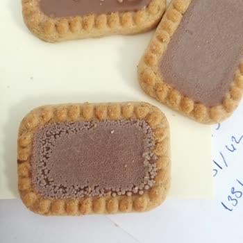 Eti Gıda Eti Burçak Sütlü Çikolatalı Bozuk Çıktı