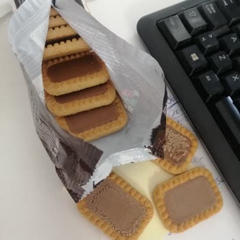 Eti Gıda Eti Burçak Sütlü Çikolatalı Bozuk Çıktı