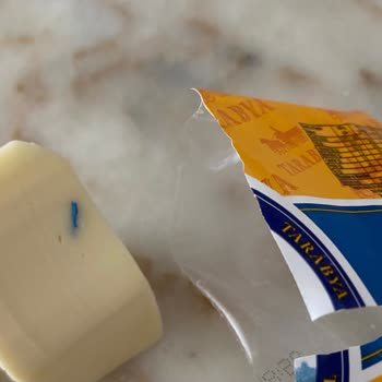 A101 Tarabya Kaşardan Çıkan Plastik