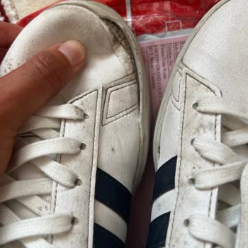 Orijinal Adidas Ayakkabının 5 Ay İçinde Yırtılması