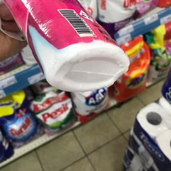 A101de Üzerime Çamaşır Suyu Döküldü, Kimse İlgilenmiyor!