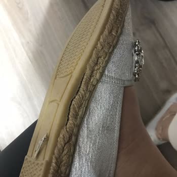 Derimod Espadril Tabanının Ayakkabıdan Ayrılışı