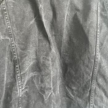 Zara İlk Yıkamada Beyazlayan Siyah Jean