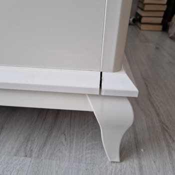 Kelebek Mobilya'dan Hatalı Ürün Teslimatı