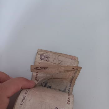 Halkbank Kullanılamayacak Paraların Müşteriye Verilmesi Çirkinliği