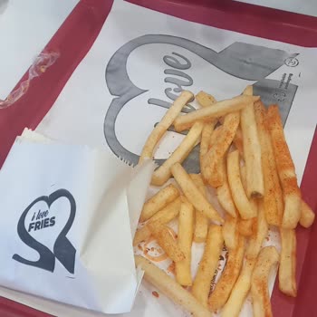 Sr Döner Kampanyalı Menüyü Vermek İstemedi