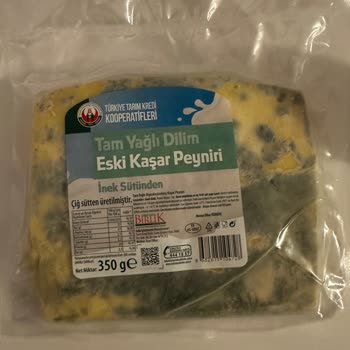 Tarım Kredi Kooperatif Market Hiç Açılmadan Küflenen Peynir