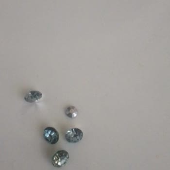 Gülay Giyim Bizi Saf Yerine Koydular