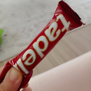 Tadelle Çikolatasının Paketinin Yarısının Boş Olması