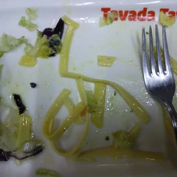 Tavada Tavuk Ürün Ve Çalışan Kalitesizliği