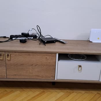 Kelebek Mobilya 2 Ay Olacak Lambader Siparişimizi Göndermiyor.