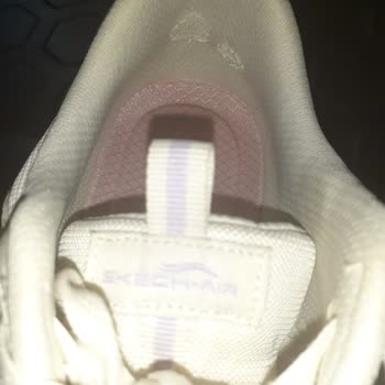 Skechers Kalitesiz Ürün Fahiş Fiyat