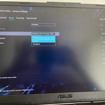 Resmi Asus Servisinden Şikayet