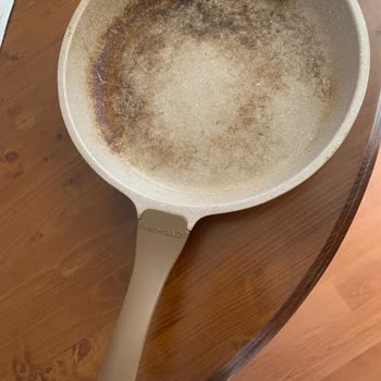 Thermoad Tava Seti Yapıştırıyor