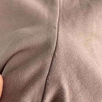 Adidas Eşofman Altı Renk Solması Tüylenme Ve Dikişlerin Atması Sorunu.