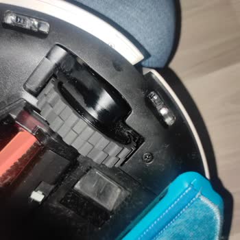 Philips Ev Aletleri 7100 Serisi Robot Süpürge Sorunu