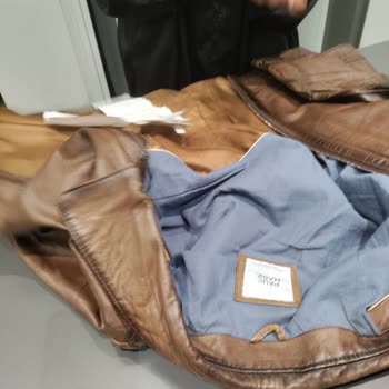 Paul Mark Paul Mark Sattığı Ürünündeki Lakayıt-vurdumduymaz Duruşu