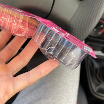 BİM Eti Puff Boş Ambalaj Şikayeti