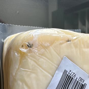 Migros Akbatı Mağazası Küflenmiş Ürün Gönderiyor