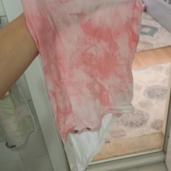 Domestos Çamaşır Suyu Pembe Yaptı