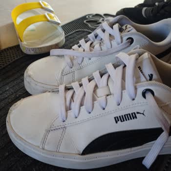 Puma Ayakkabının Önü Delindi