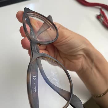 Rayban RB7046 Gözlük Soyuldu.