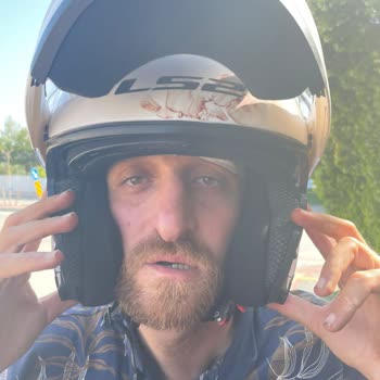 Gp Kompozit Tur Camı Kırılması