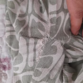 Esma Günöz Kusurlu Elbise Ve Markanın Sorun Karşısındaki İlgisizliği