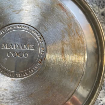 Madame Coco Tencere Ve Çaydanlık Paslanması