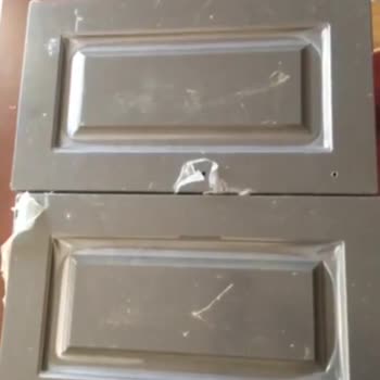 Koçtaş Banyo Dolabı Çizik Geldi