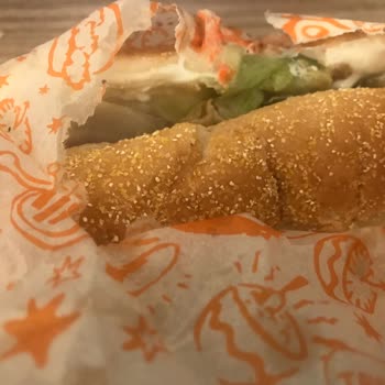 Popeyes Kalmış Yemek Lezzetsizliği