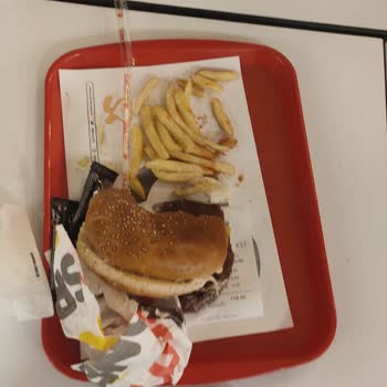 Sr Döner Kötü Burger Teslimi