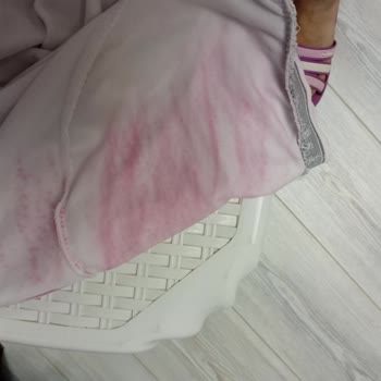 Domestos Domates Kullanıp Pembe Olan T-shirt