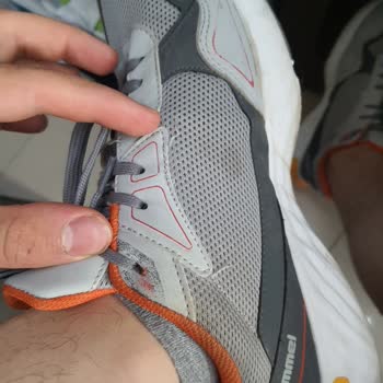 Hummel Ayakkabı Çok Kötü Malzeme Kalitesi