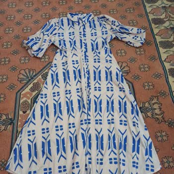 Elbisemis İade Yapmıyor Ürünü 100 TL Daha Para İstiyor