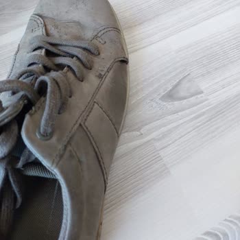 Ecco Ayakkabı Ecco 3 Aylık Ayakkabı Patladı Kullanıcı Hatasıymış