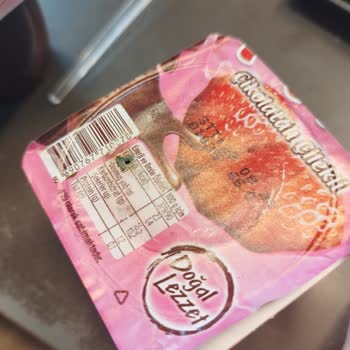 Sütaş Puding Küflü Çıktı
