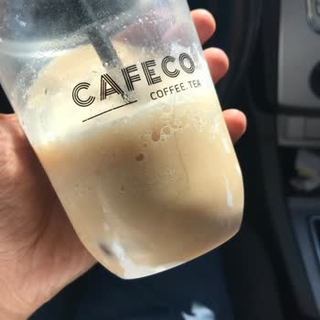 Cafeco Soğuk Kahvenin İçerisinden Kıl Çıktı!