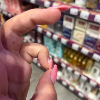 Gratis Beauty Protez Tırnak Yapımı